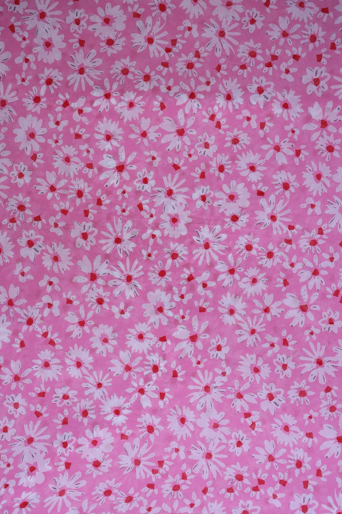 Big Width "56" White And Red Floral Digital Print On Pink Georgette Fabric - doeraa