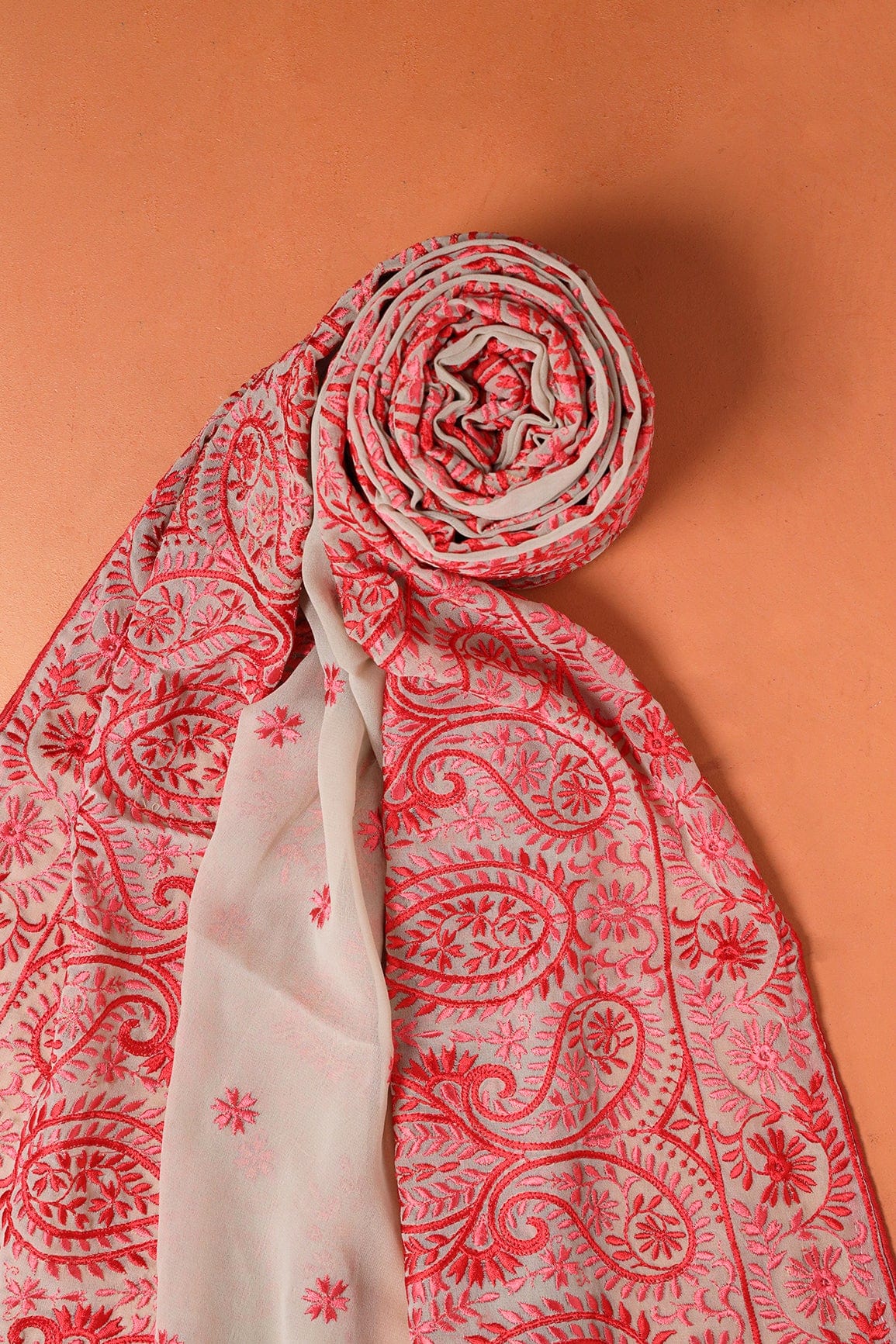 Red And Pink Thread Heavy Traditional Embroidery Work On Light Grey Georgette Dupatta With Border - doeraa