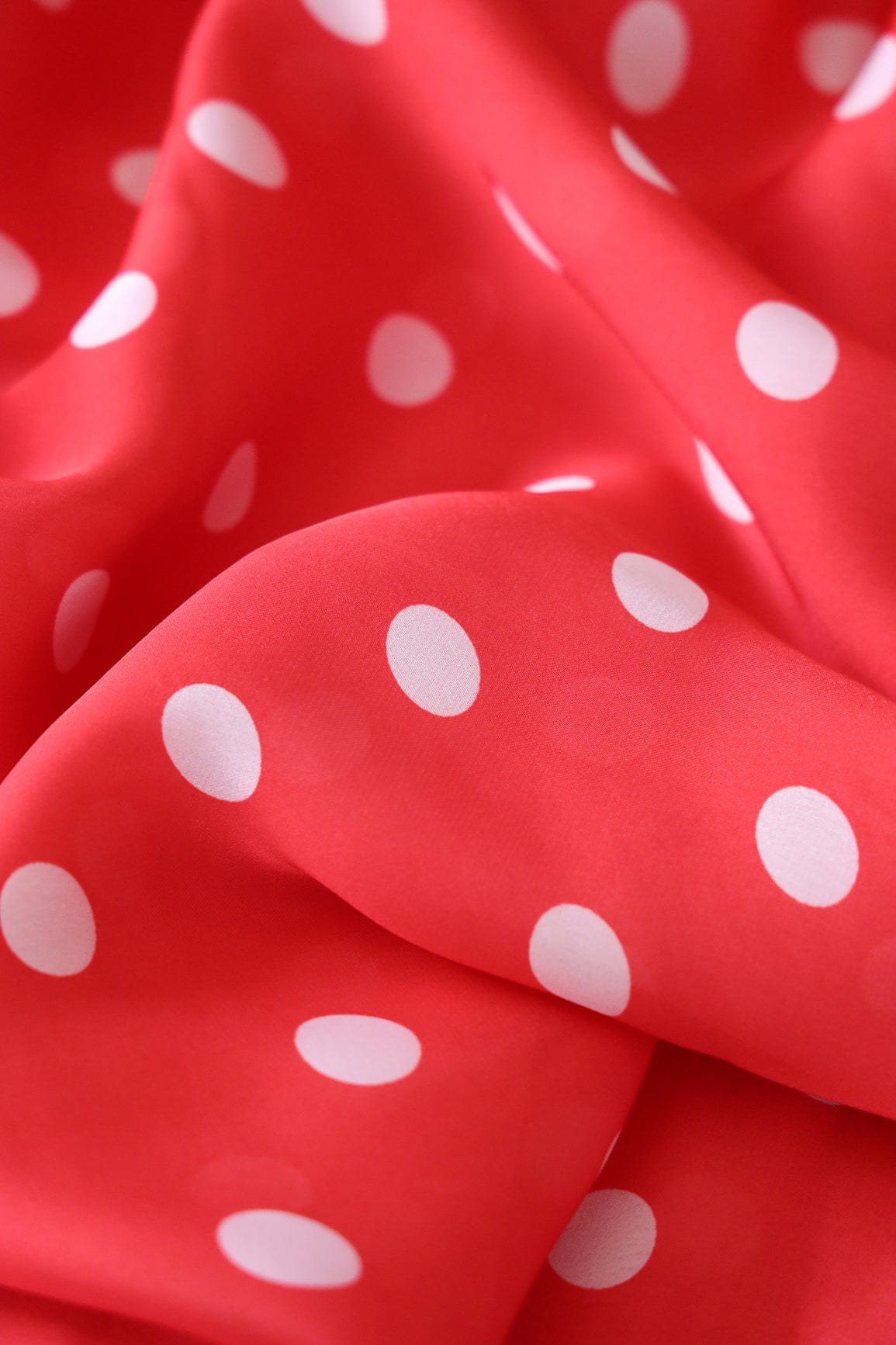Red And White Polka Dots Pattern Digital Print On Georgette Satin Fabric - doeraa